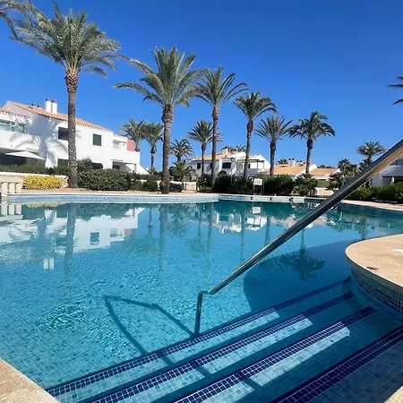 Vicent.- A Pie De Piscina Apartment