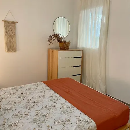 Vicent.- A Pie De Piscina Appartement