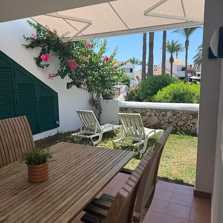 Vicent.- A Pie De Piscina Sa Caleta